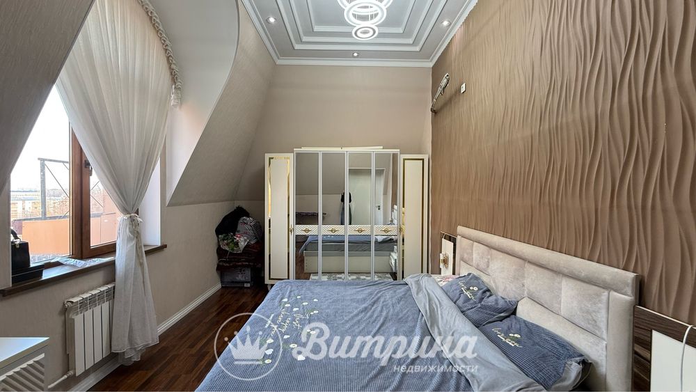 Срочная продаётся 3 комнатная+мансарда на метро Беруни, Хувайдо