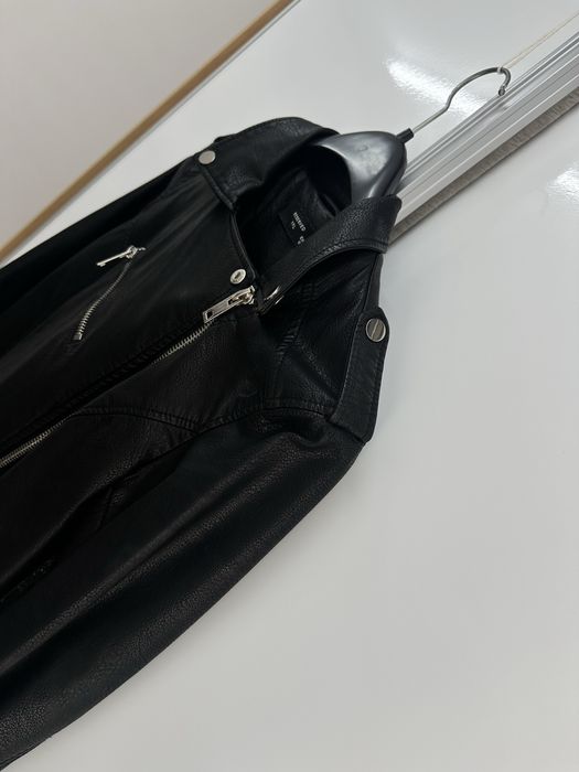 Jacheta piele neagra dama