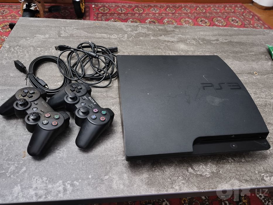 PS3 320 gb, ichinda 25 o'yin bor