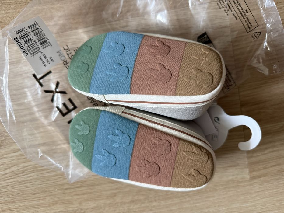 Детски пантофки/ меки обувки Next