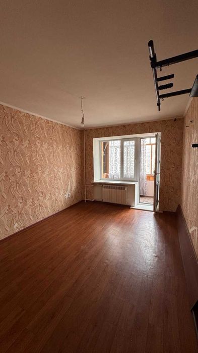 Продам 3 ком. 20 мкр, 4/5 этаж, 60 кв. 16 млн Корчагина 160 ТОРГ