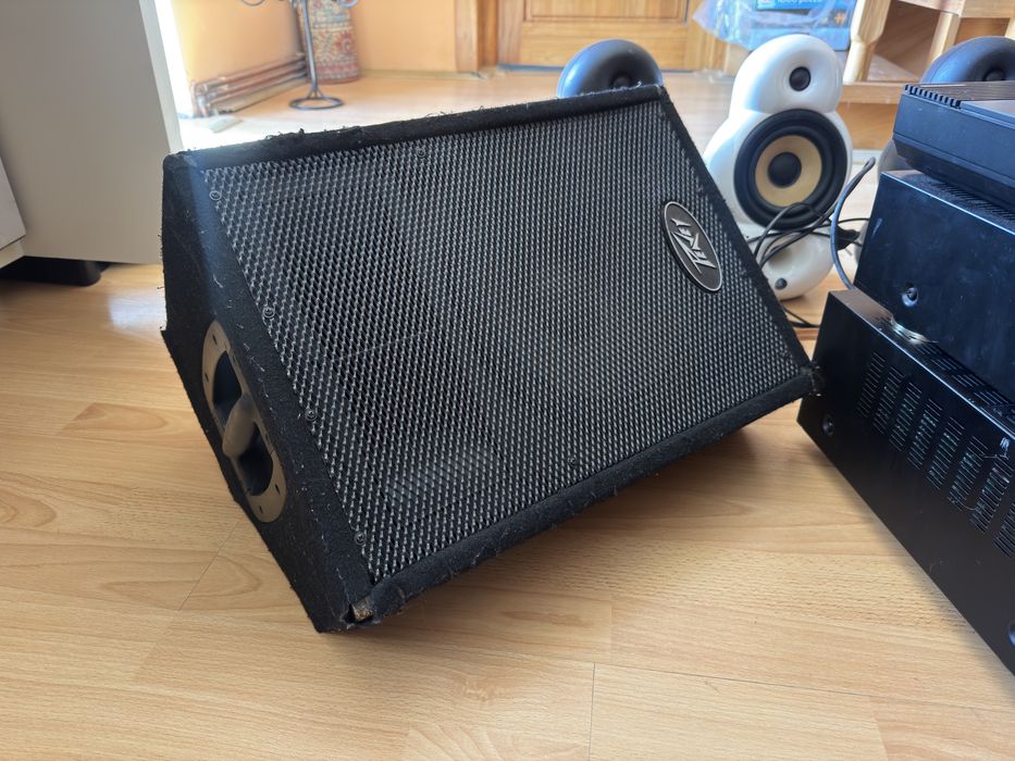 Vand echipamente audio, boxe, amplificatoare, statii, interfata audio