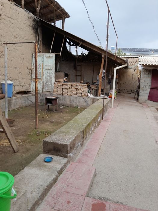 Jizzax shahar,Toshloq mahallasi, Furqat koʻchasida hovli sotiladi