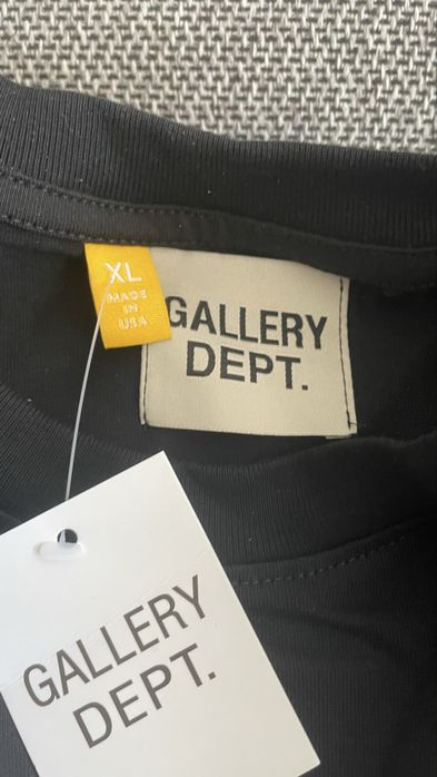 Tricou Gallery Dept.