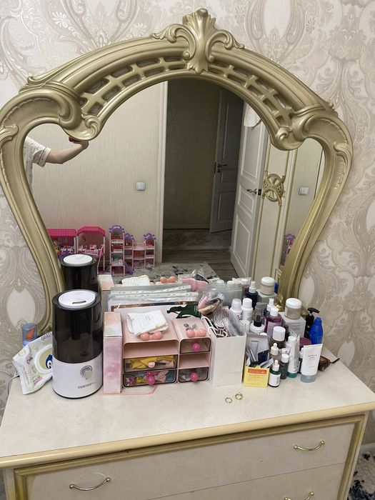 Спальный гарнитур