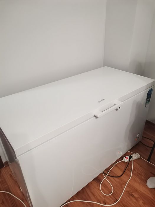 Продам морозильник на 480 литров