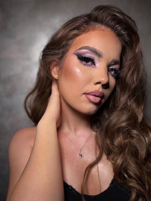 Ofer servicii de make-up in bucuresti!