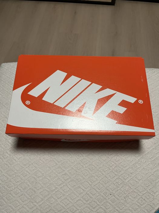 Обувки vapormax plus