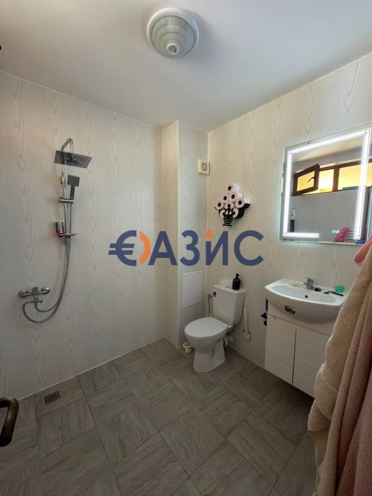 Апартамент с 3 спални в жилищна сграда, Свети Влас, България, 146 кв.