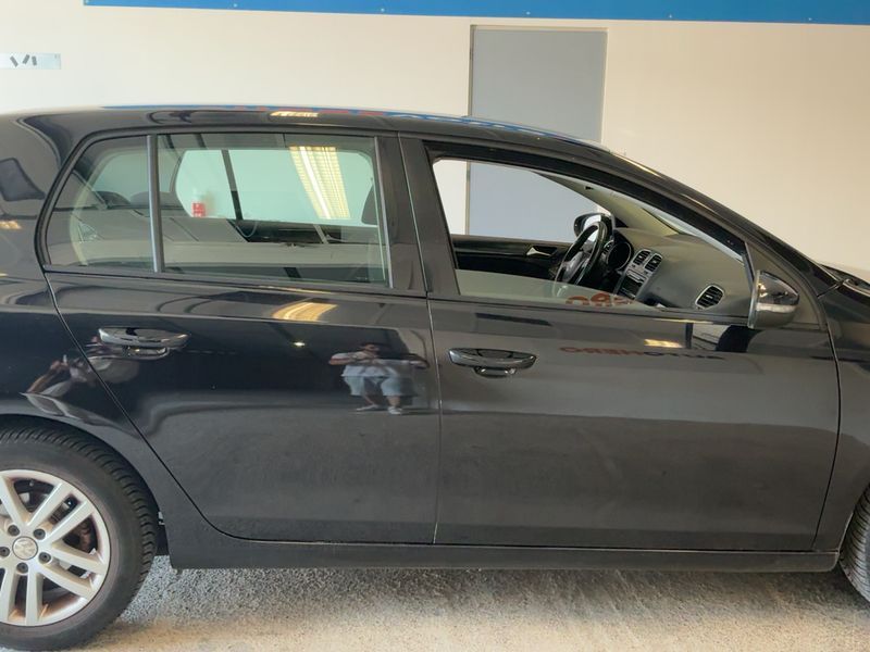Volkswagen Golf VI 1.6 TDI Comfortline 2010