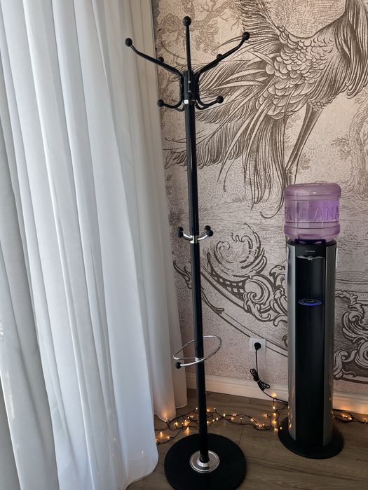 Vand urgent curier pom metalic negru