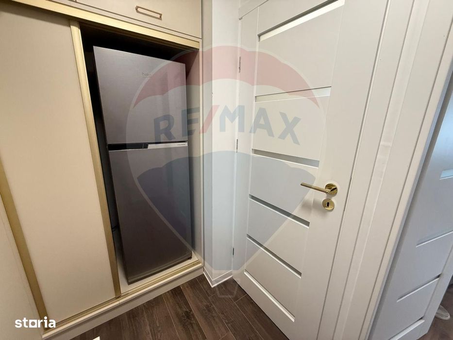 Garsonieră de lux de închiriat  Decebal| Complet renovată | Etaj 1 |