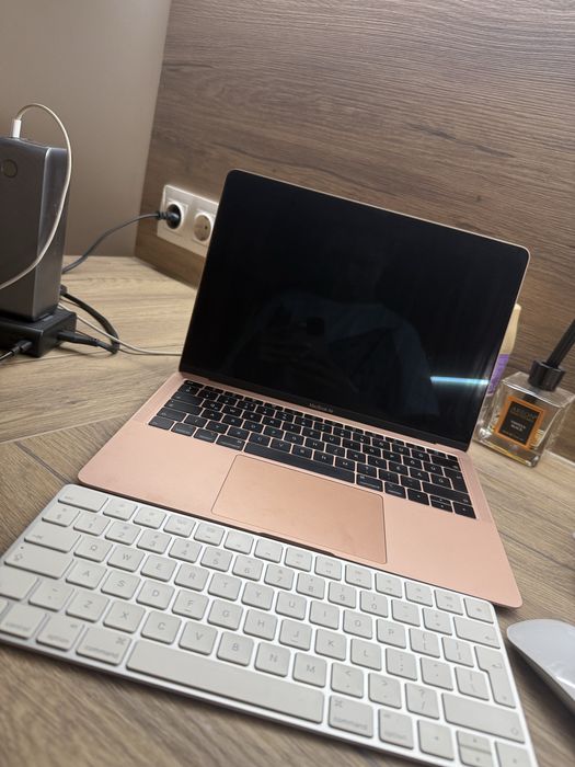 MacBook Air 13 Retina+безжична клавиатура и мишка