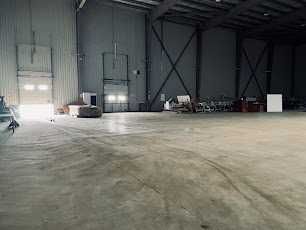 Depozite de închiriat - Spațiu comerial