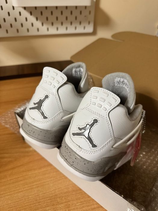 Air Jordan 4 White Oreo 40