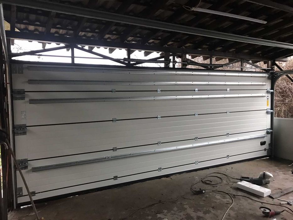 Секционна врата 6000×2500