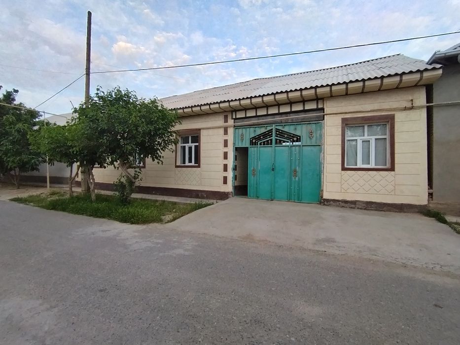 termiz shaxarda xovli uy sotiladi
