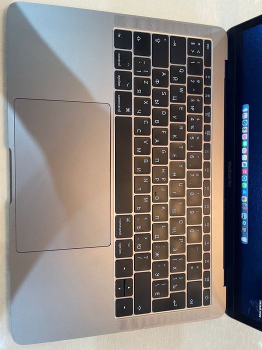 Продается макбук в отличном состояние