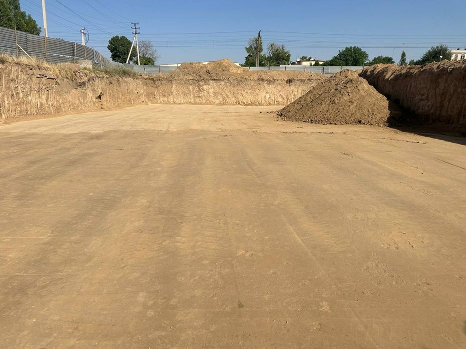 Экскаватор хизмати