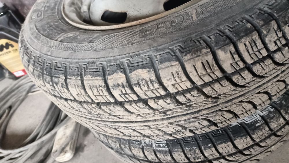 Продам летнию резину