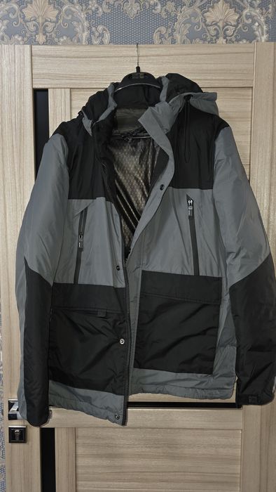 Продам куртка подростковая