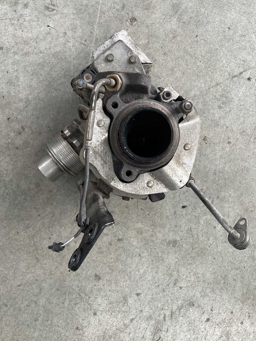 Turbina stanga Audi A8 4H 4.2 TDI cod 057145873P