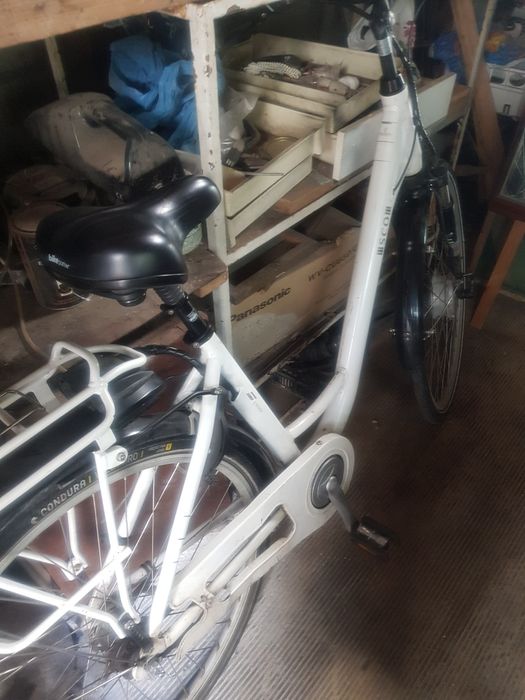 Bicicleta electrica  din aluminiu roti pe 28