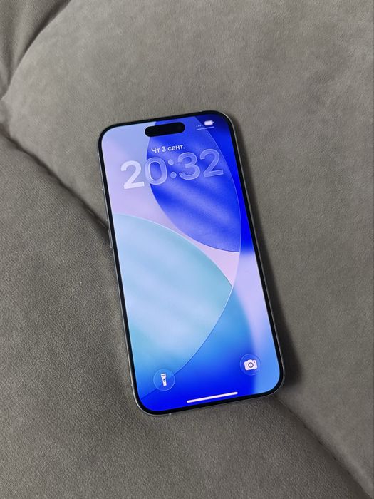 Продам iPhone 15 pro, белый