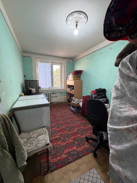 Продаётся 3х комн квартира на 3 этаже Ор-р Конечка
