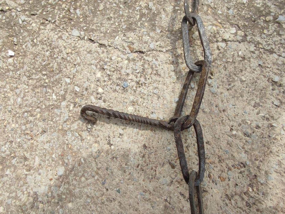 Стара верига за огнище