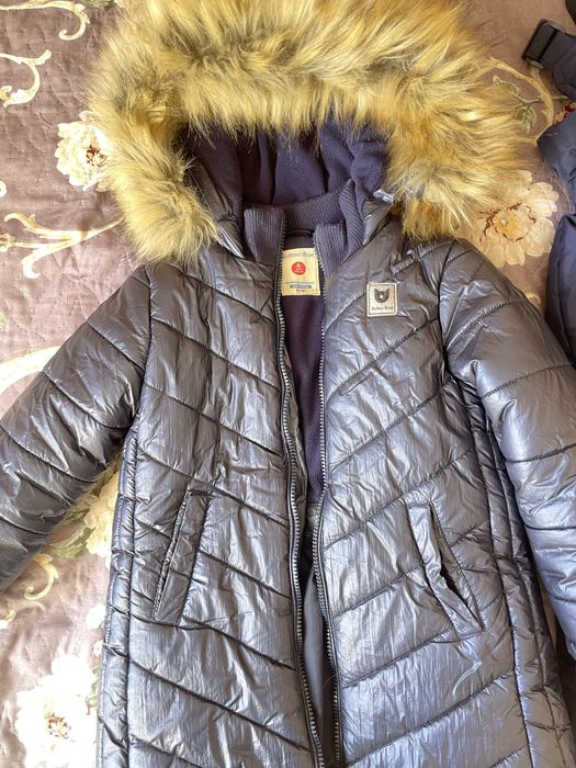 Продам куртку Button Blue