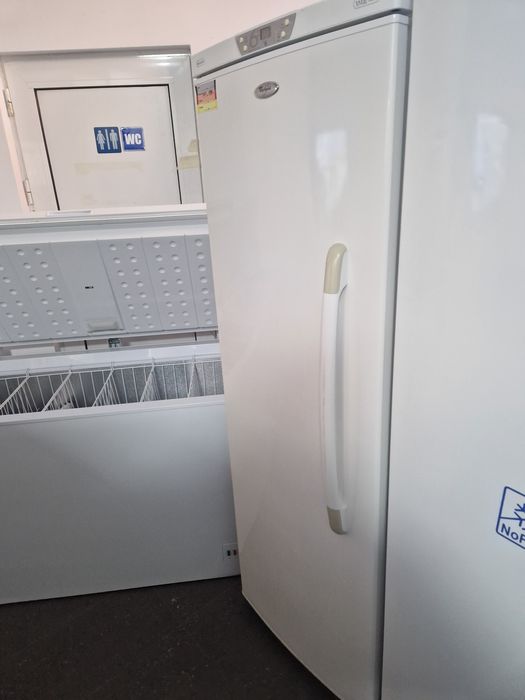 Фризер Whirlpool A++ No Frost 280 литра