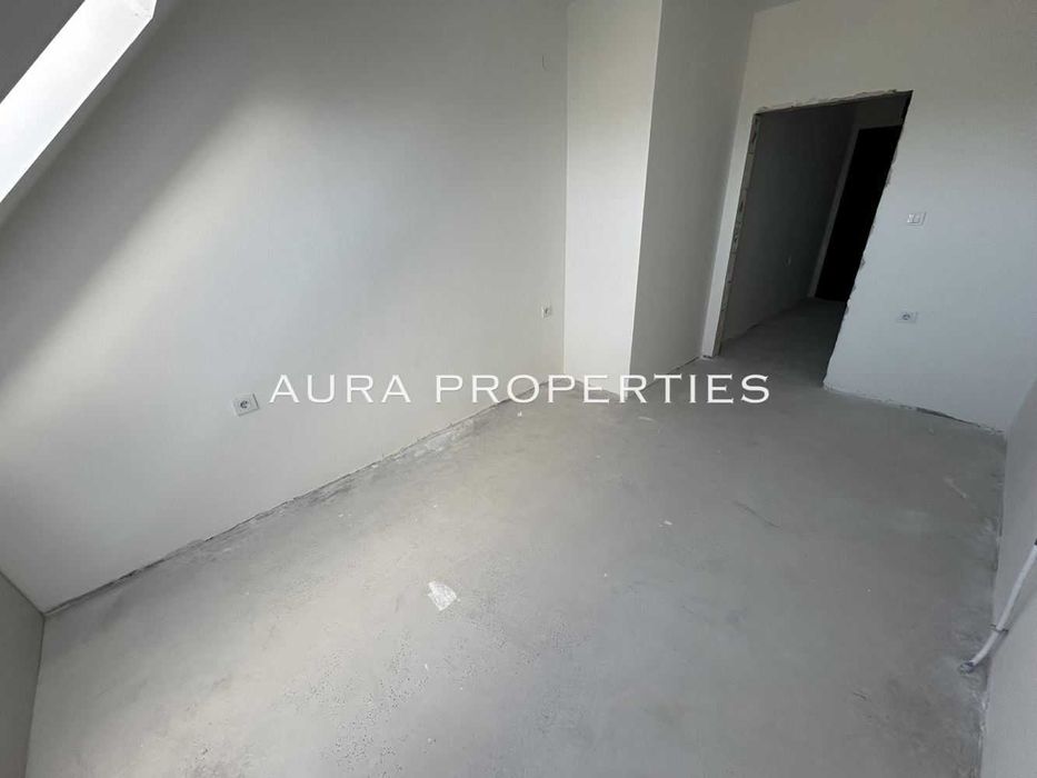 Продава се Двустаен апартамент в с. Бели Лом, Област Разград - 58 кв.м за 1381 €/кв.м - Снимка #4