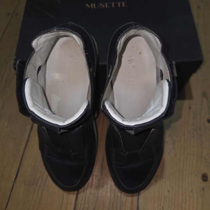 Ghete piele naturala Musette