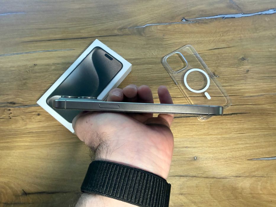 iPhone 15 Pro Max (Цвет Натуральный Титан)