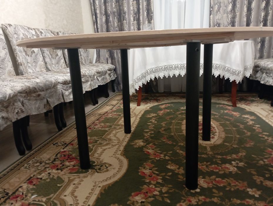 Стол круглый 140 см