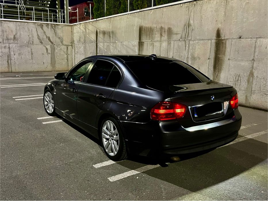 Bmw E90 320d automat