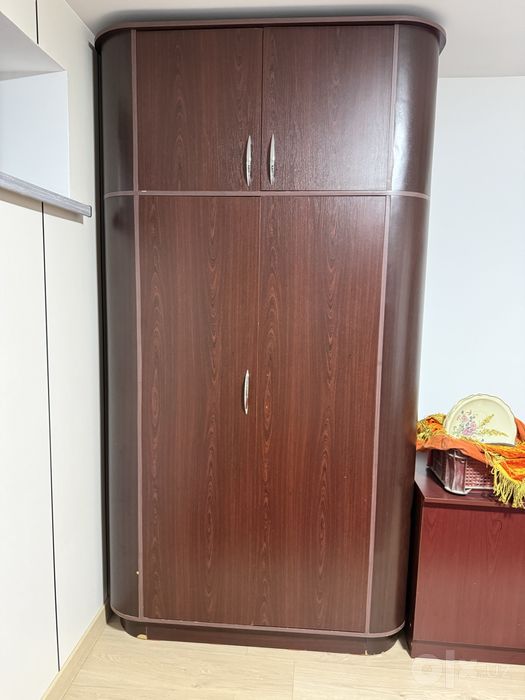 Продаю шкаф в отличном состоянии