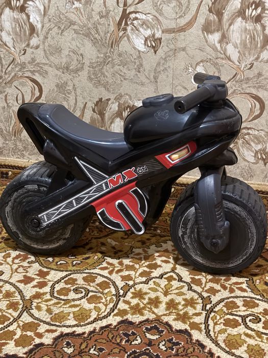 Мотоцикл (как беговел) продам