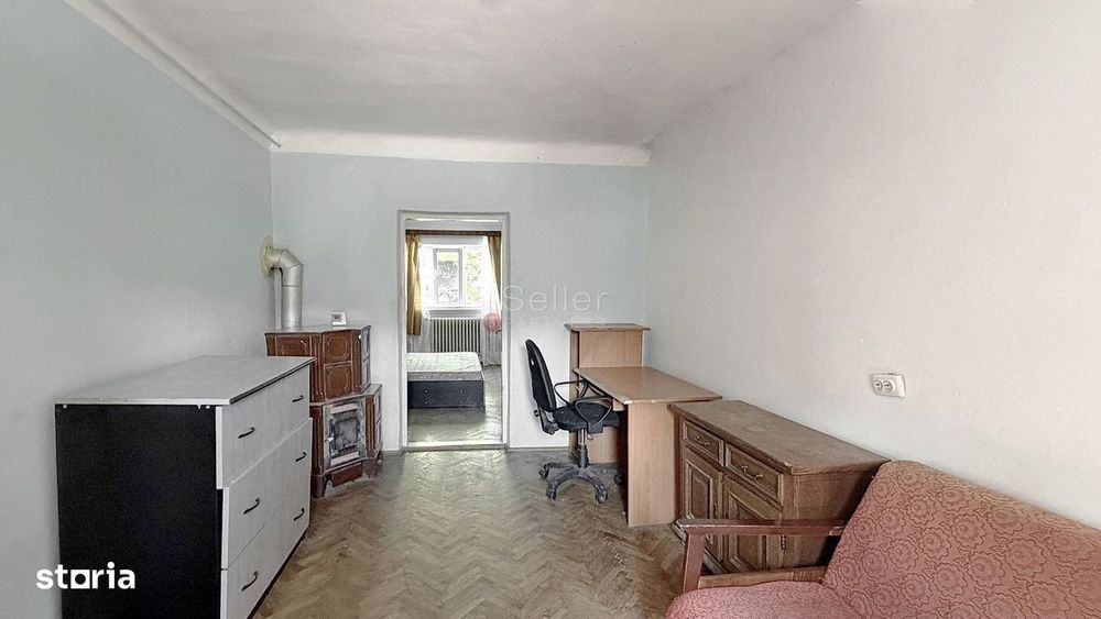 Ansamblu Doua Case Zona Linistita