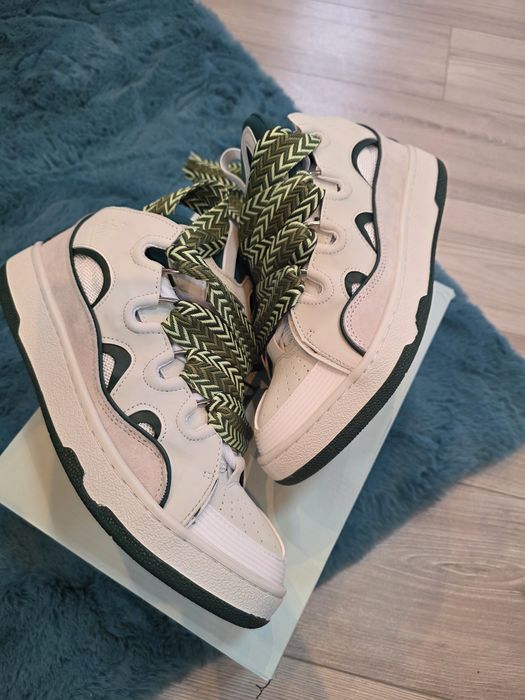 Vând Lanvin curb New 43