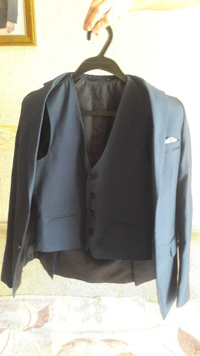 Продам школьные вещи