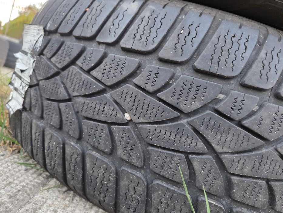 2бр Зимни гуми 235 50 18 - Dunlop