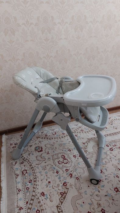 Детский столик для кормления