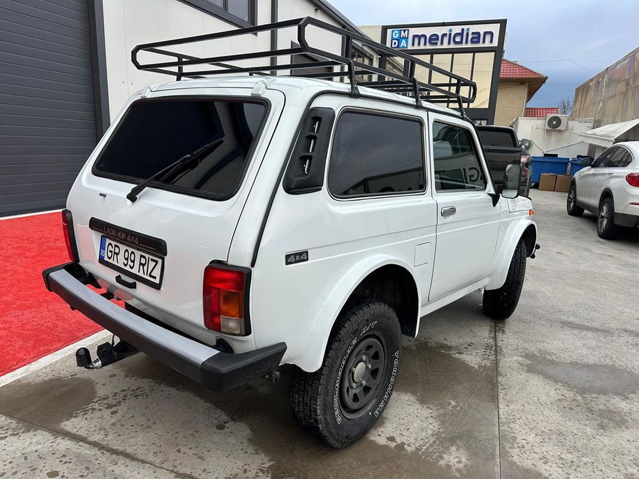 Lada niva fabricație 2009 preț 5000 e