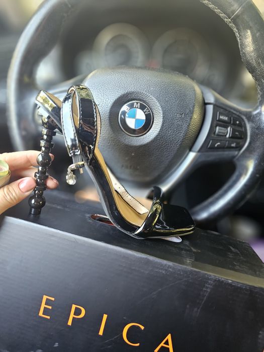 Sandale epica deosebite