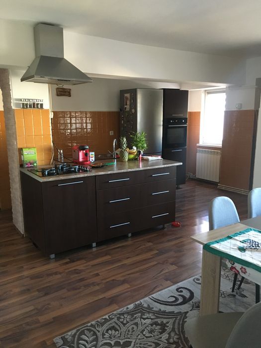 Apartament cu 4 camere