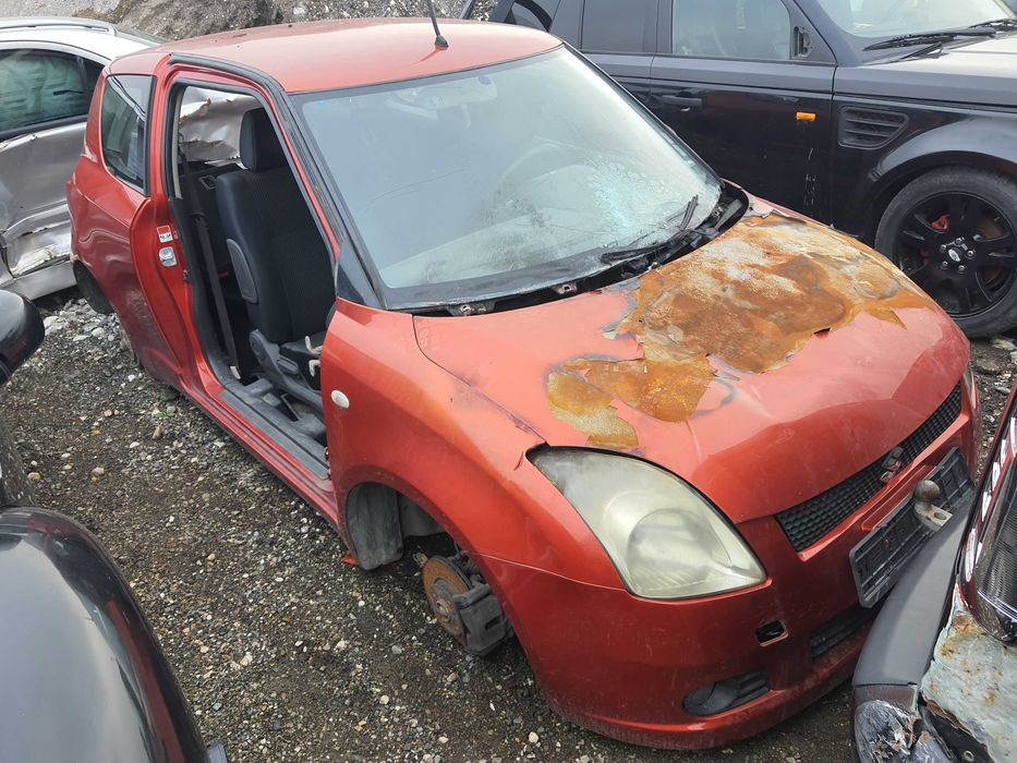 На части! Suzuki Swift 1.5