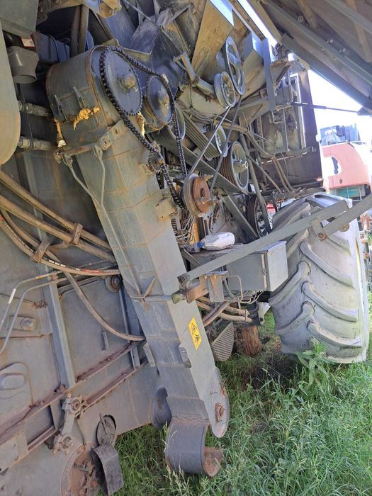 Комбайн АКРОС 2012 года