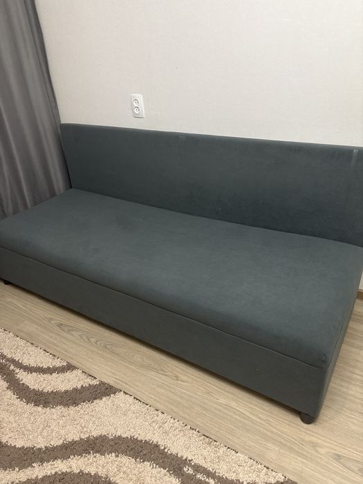 Диван-тахта, в хорошем состоянии